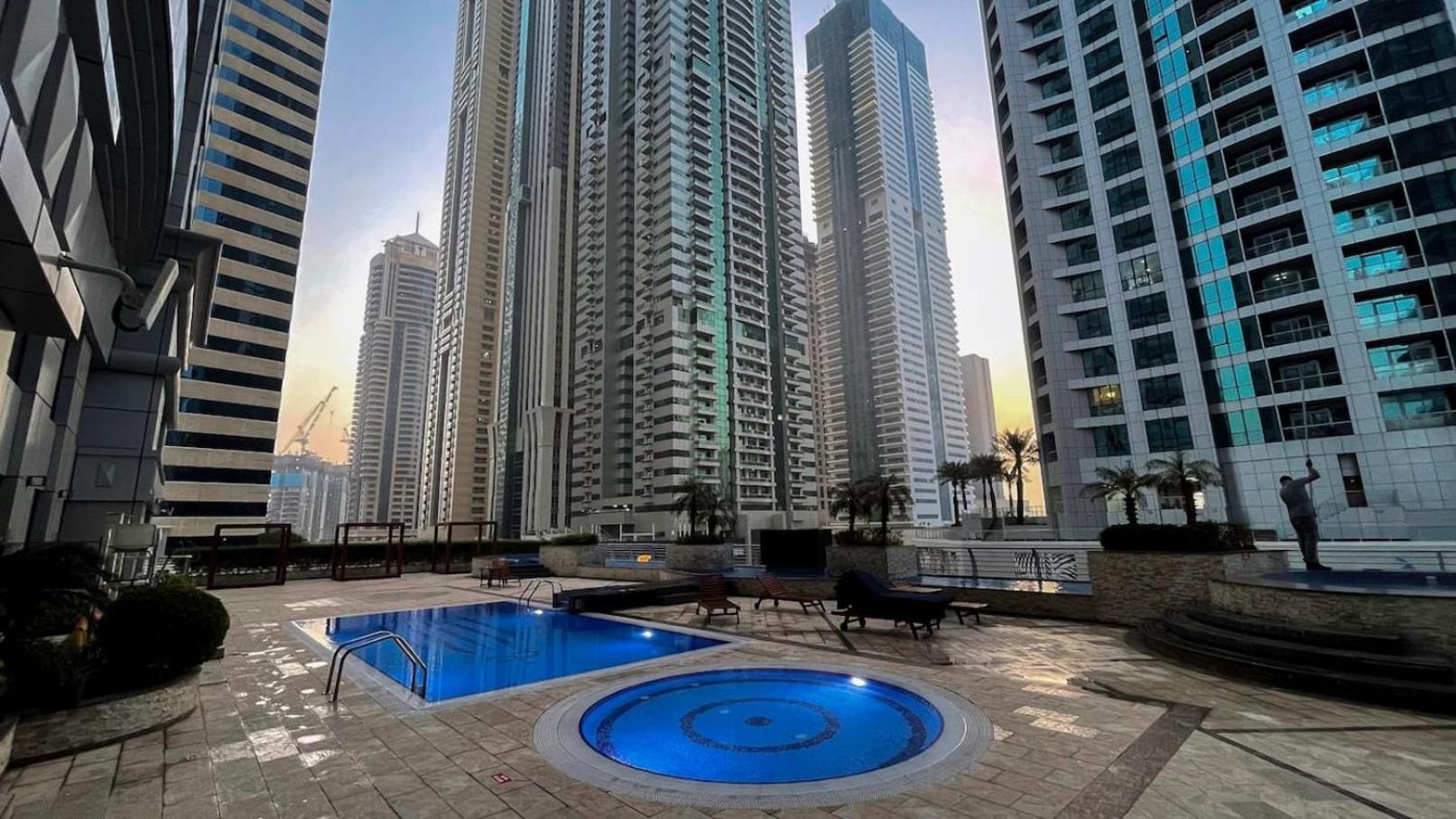 ドバイThe Penthouse On 71St Floorアパートメント エクステリア 写真