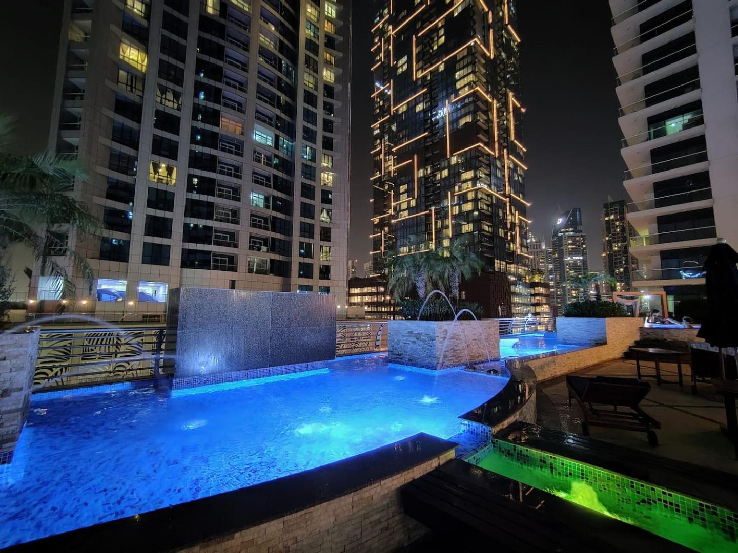 ドバイThe Penthouse On 71St Floorアパートメント エクステリア 写真